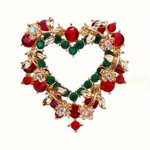 Christmas Heart Brooch, Christmas Brooch, Heart Wreath Brooch, Christmas Wreath